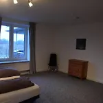 Grosszuegige Auf Resthof 公寓