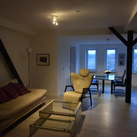 Großzügige Auf Resthof